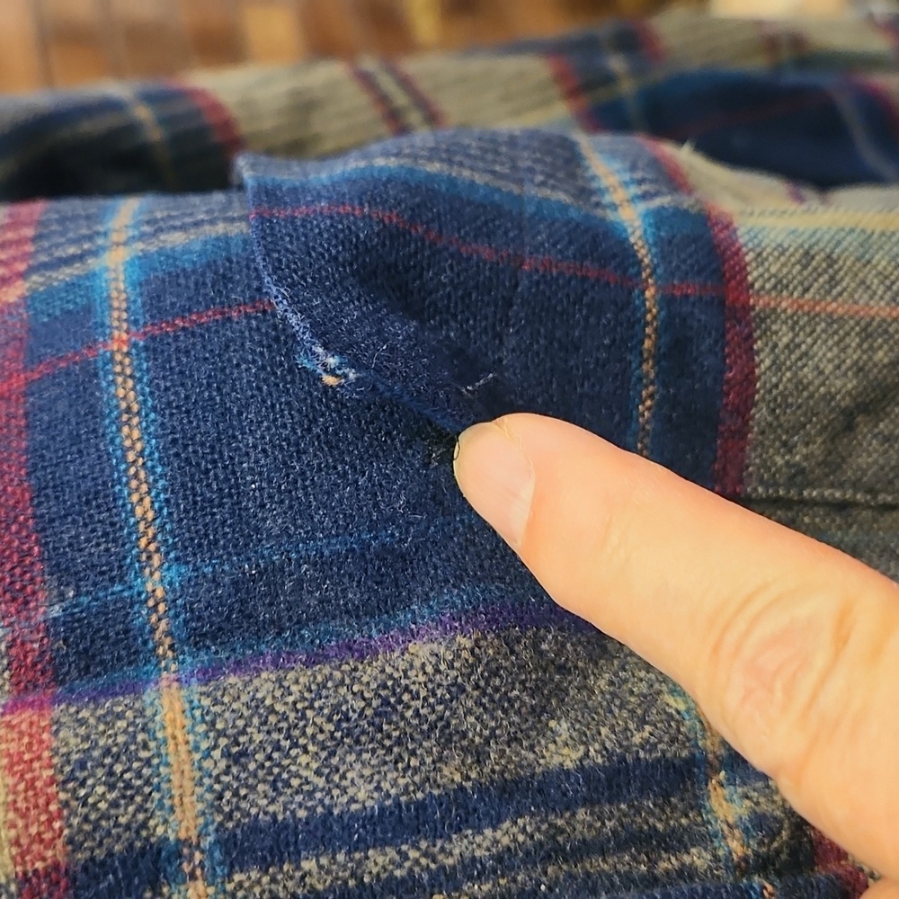 Pendleton Blue Beige Plaid Button Down Shirt Wool… - image 4